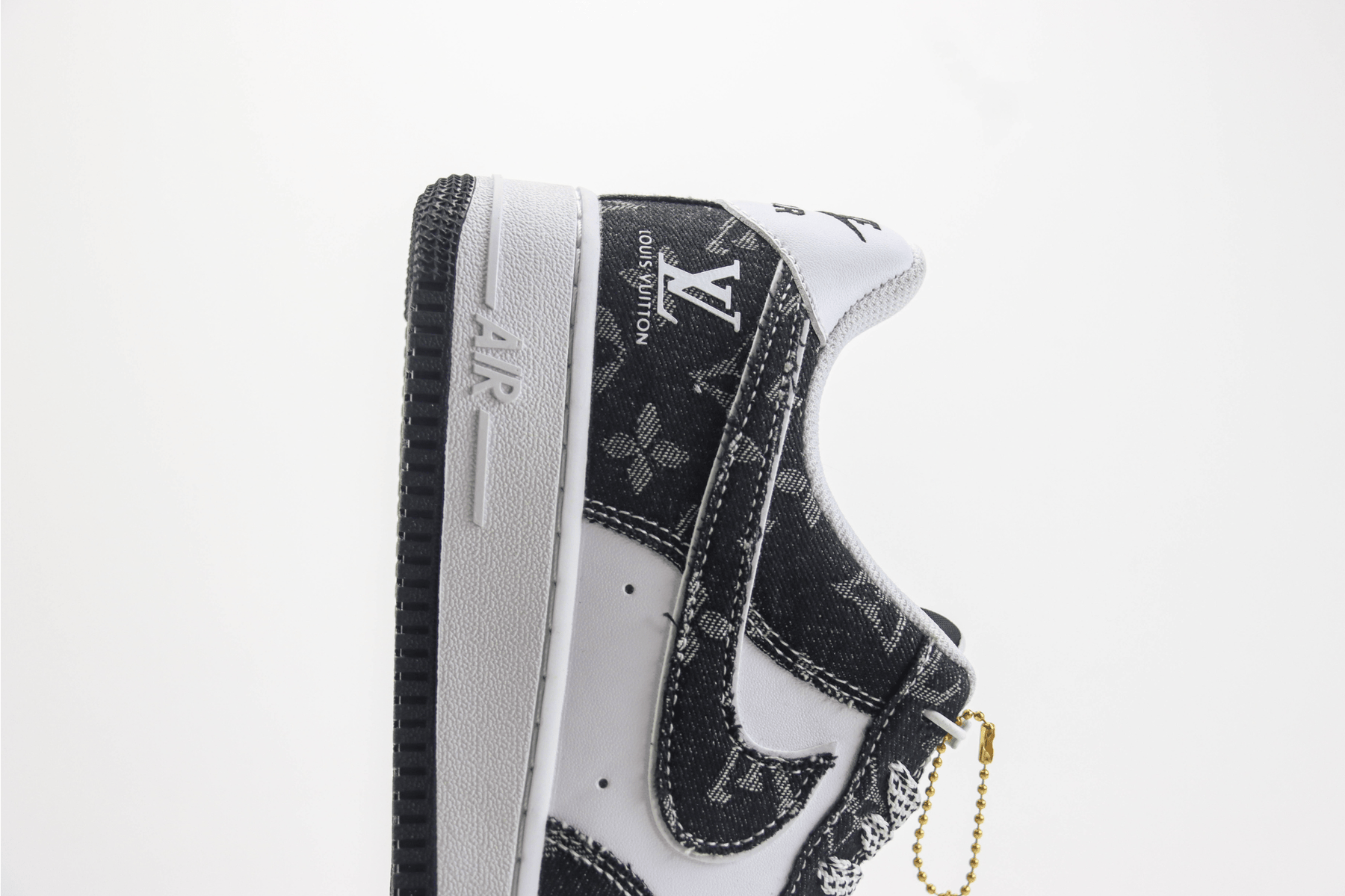 Louis Vuitton x NIKE Air Force 1 Low By Virgil Abloh Black & White