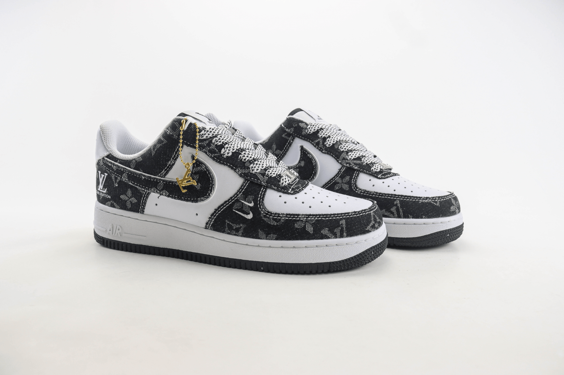 Louis Vuitton x NIKE Air Force 1 Low By Virgil Abloh Black & White