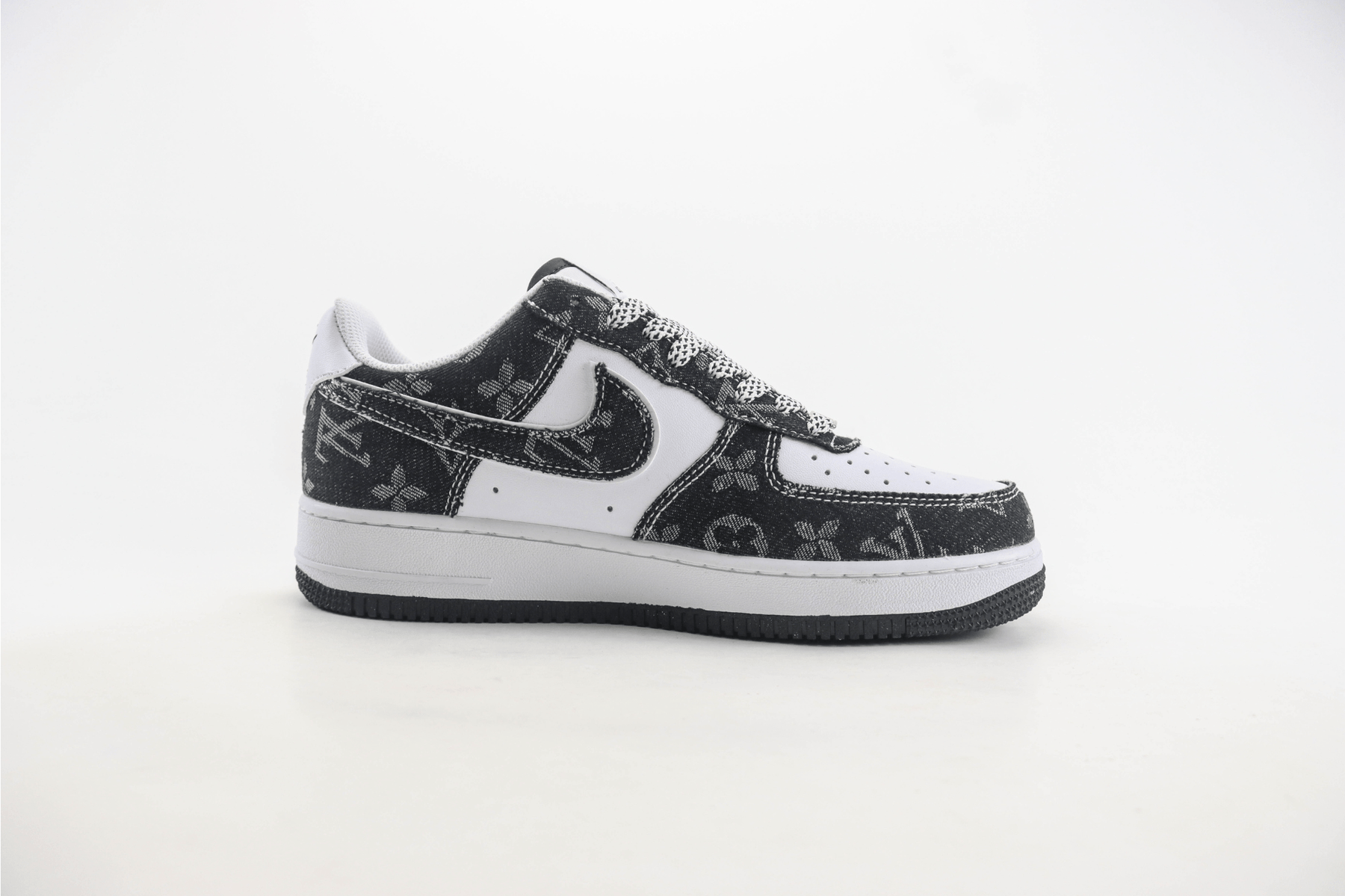 Louis Vuitton x NIKE Air Force 1 Low By Virgil Abloh Black & White