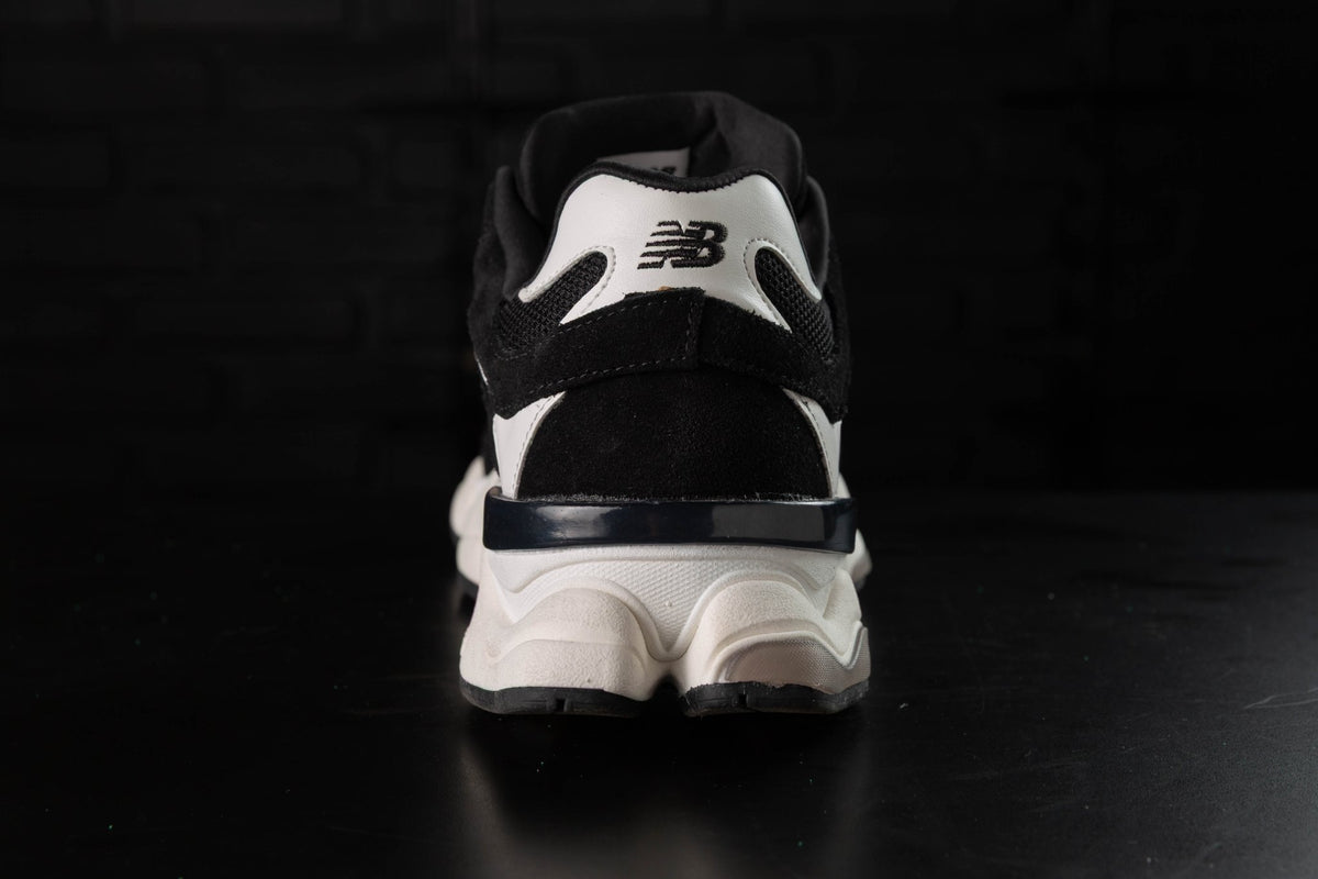 New Balance 9060 Black